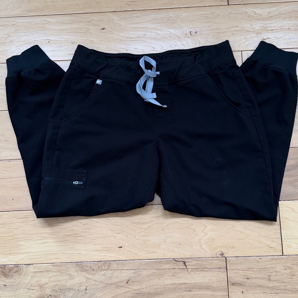 Figs Black Jogger scrubs